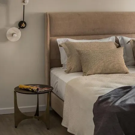 The Twelve Collection Apartahotel 4*