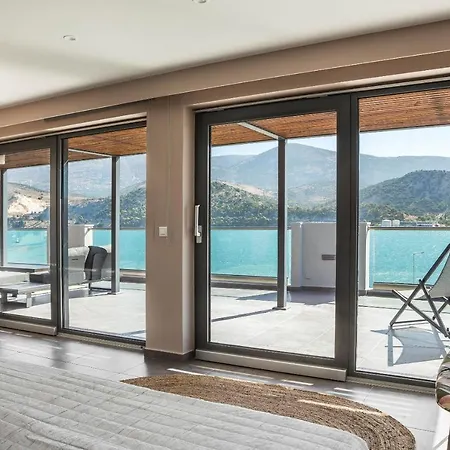 The Twelve Collection Apartahotel