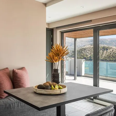 The Twelve Collection Apart Otel Argostolion