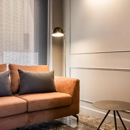 Aparthotel The Twelve Collection *