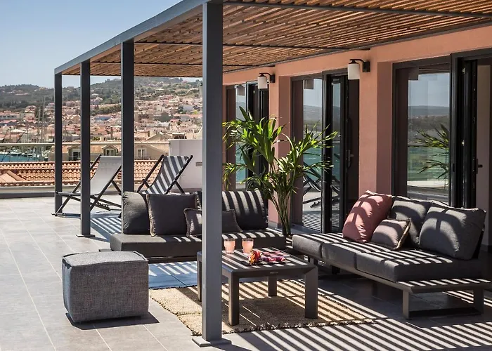 Hotel apartamentowy The Twelve Collection