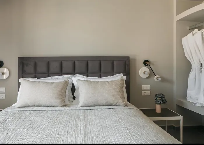 The Twelve Collection Apartahotel 4*