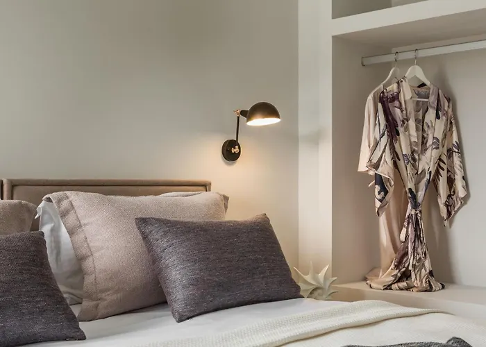 Hotel apartamentowy The Twelve Collection