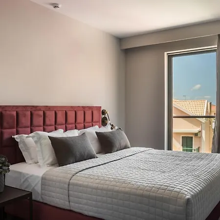The Twelve Collection Apartmanhotel